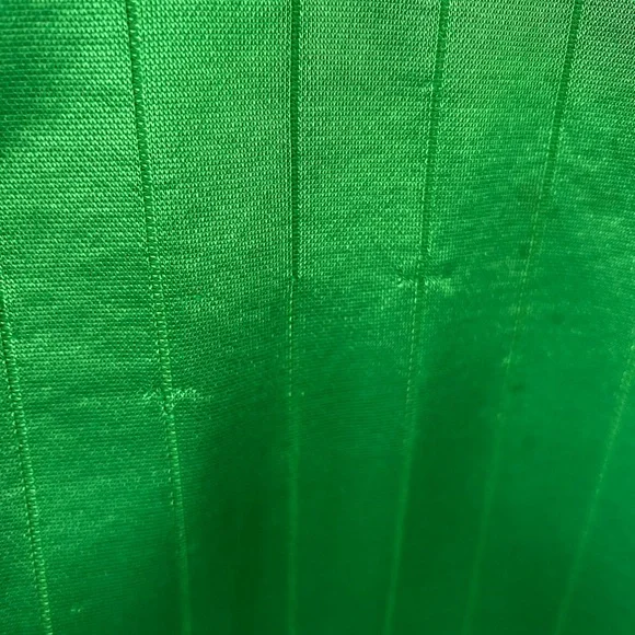 Vintage 90’s Adidas Green V-Neck Jersey with White Stripes, Size Med - Picture 5 of 8